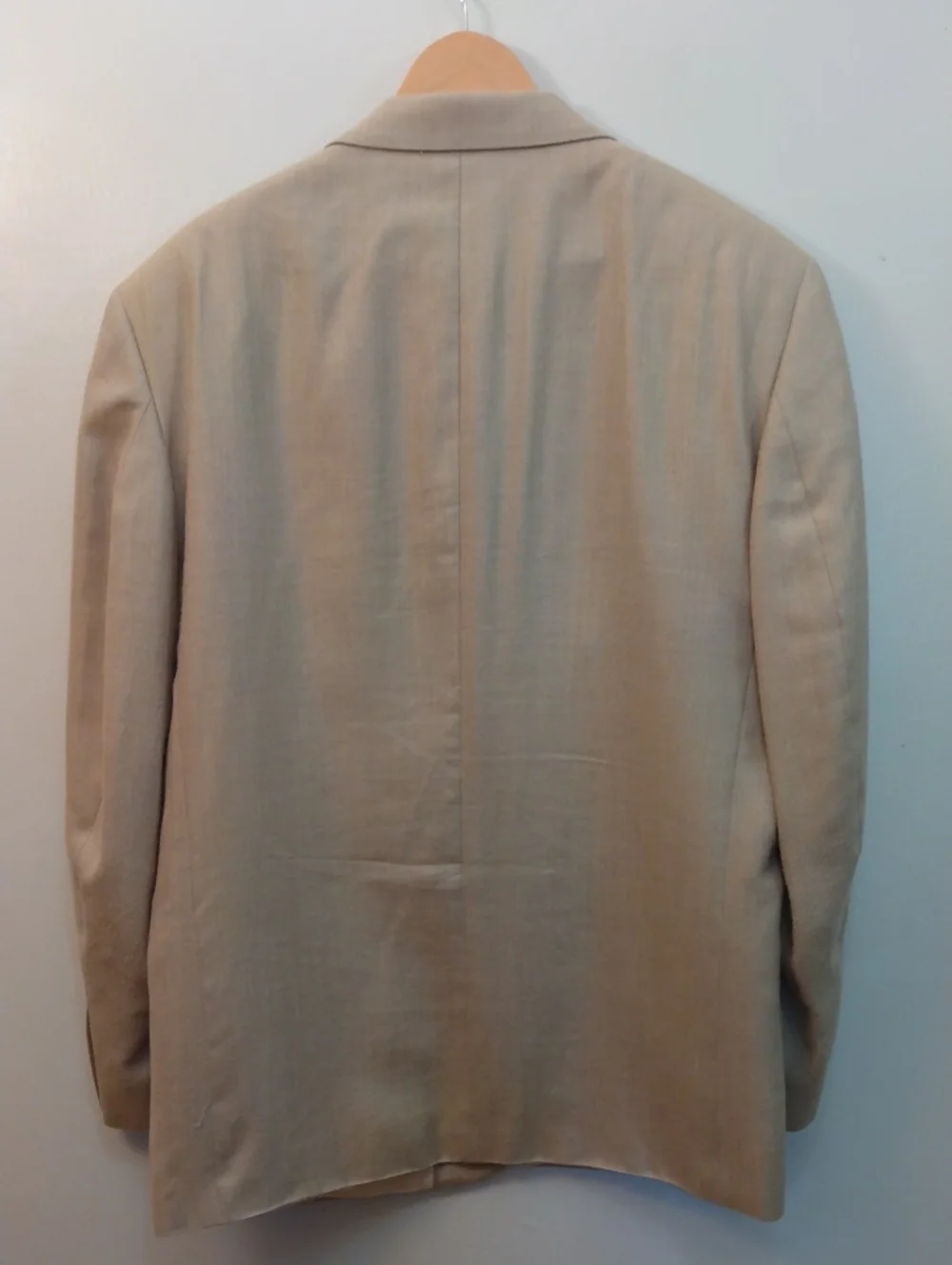 Vintage - Like New Oscar De La Renta Wool/Silk Light Tan Sport Jacket  44R